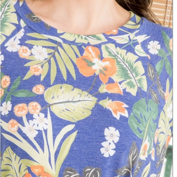 INDIGO FLORAL ROUND NECK WITH SELF TIE TOP , NEW! - Picture 6 of 16